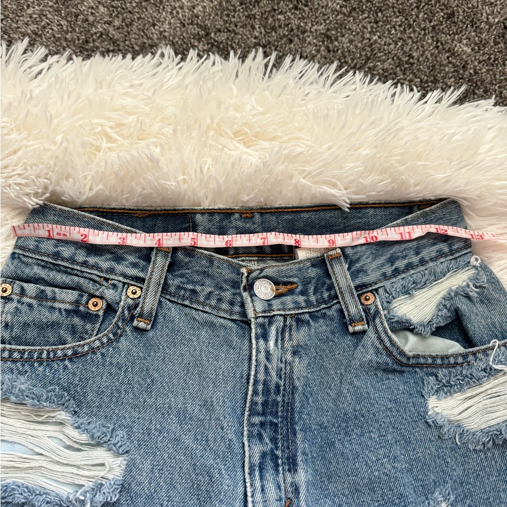 Vintage Levi’s 560s - Picture 5 of 6